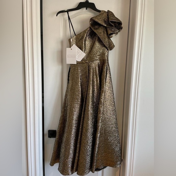 Nwt Mac Duggal One Shoulder Bow Midi Dress in Antique Bronze - Picture 7 of 13
